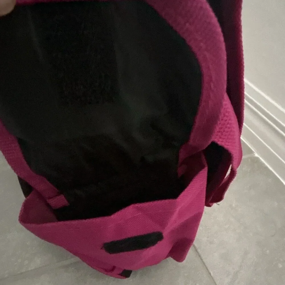 Disney Fairies Tinker Bell Medium Shoulder Bag Black/Pink New tag size 14 x 12”
